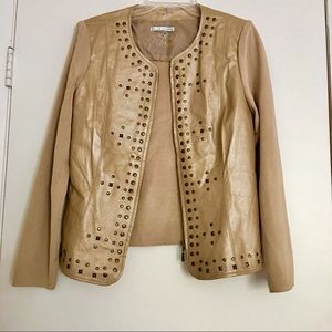 💜BOGO 50%Off💜Peter Nygard Medium